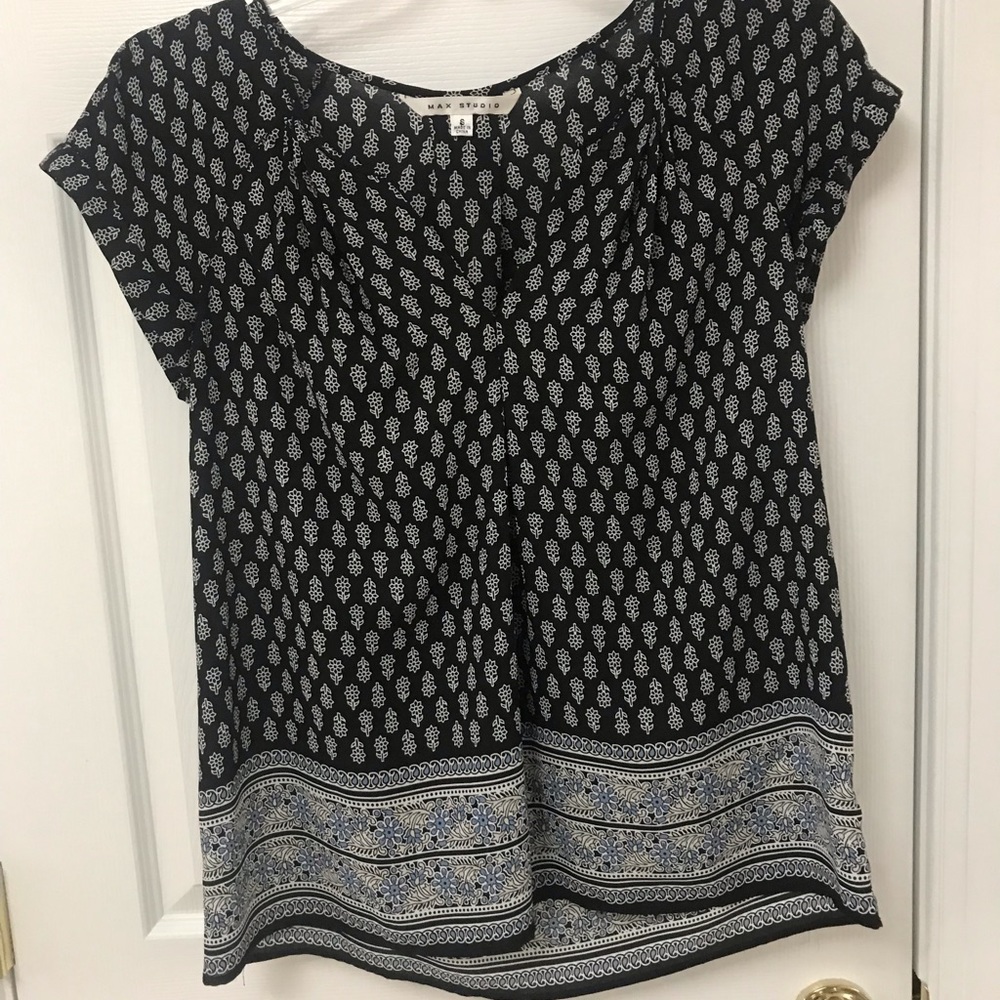 Woman’s blouse